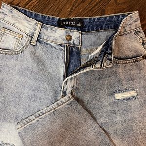 Lioness light wash jeans